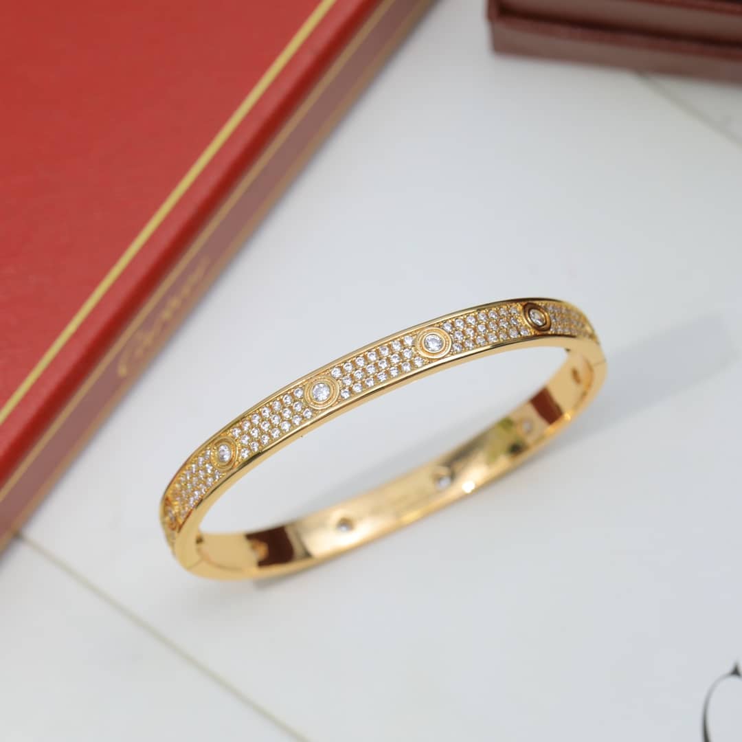 Ca*t1er Bracelet First Copy