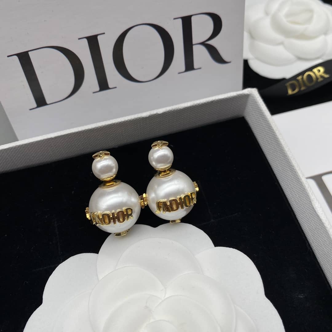 Chr1st1an D10r Earring For Sale