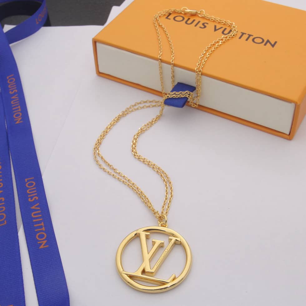 Wholesale L0vis Vvtt0n AAA+ Necklace
