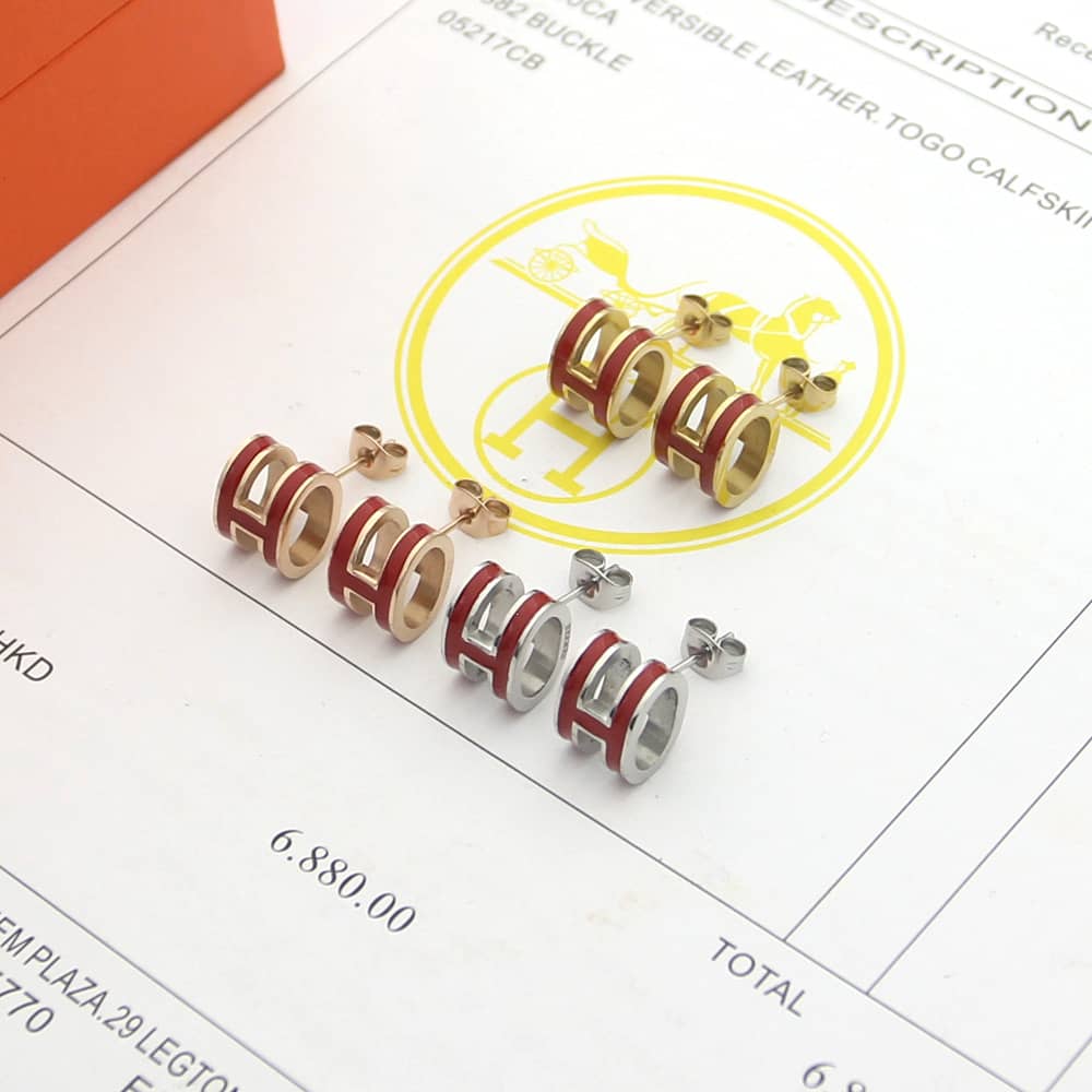 Knockoff H**me5 Logo Earring