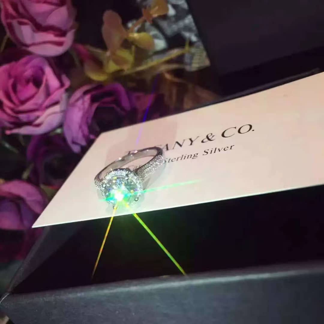 Best T*f*ny Classic Ring