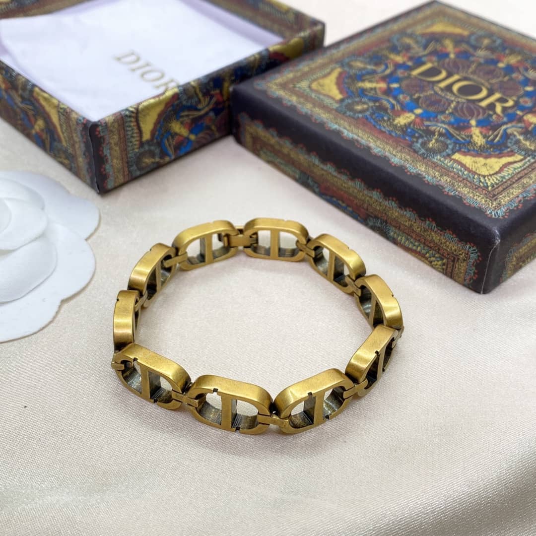 Top Quality Chr1st1an D10r Bracelet