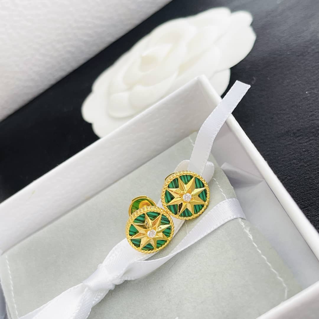 Best Chr1st1an D10r Classic Earring