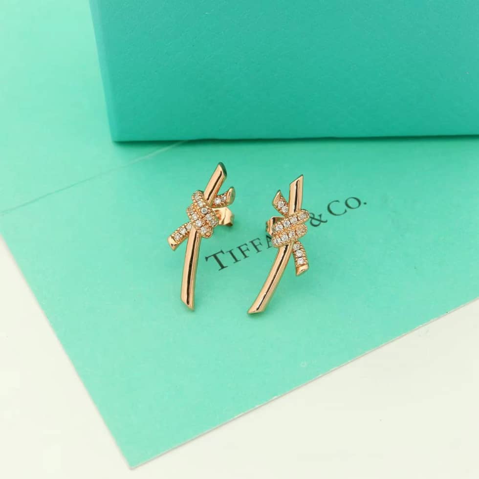 High Quality T*f*ny Earring