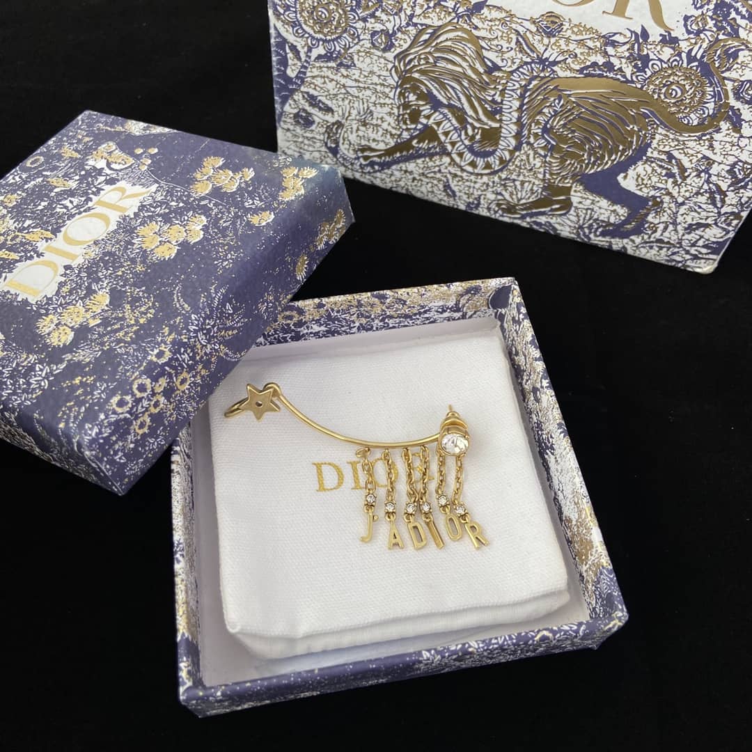 7 Star Chr1st1an D10r Earring