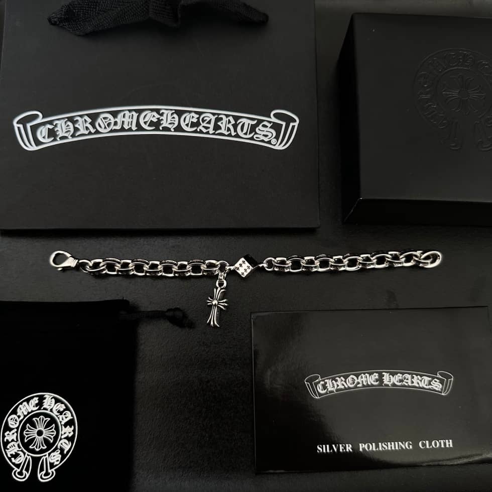 Best Ch*0me He**ts Classic Bracelet