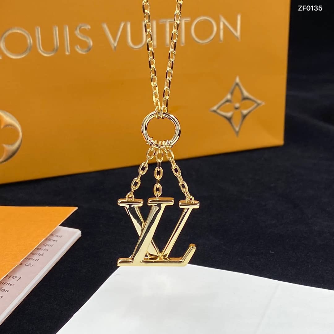 L0vis Vvtt0n Necklace For Sale