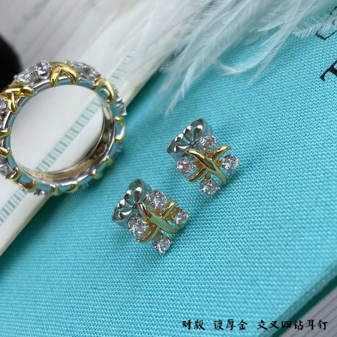 Best T*f*ny Classic Earring