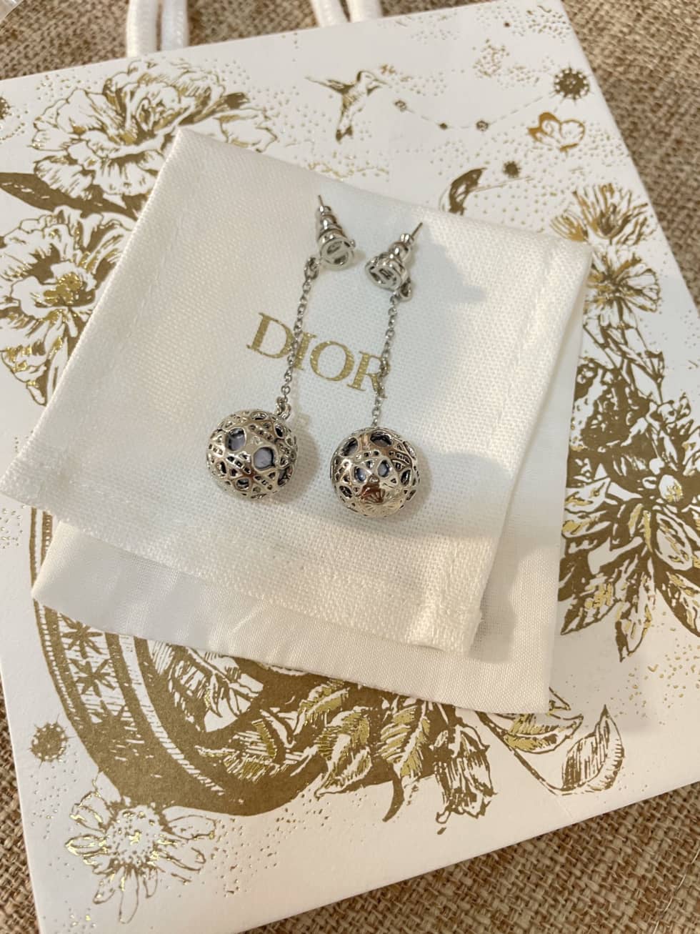 Knockoff Chr1st1an D10r Logo Earring