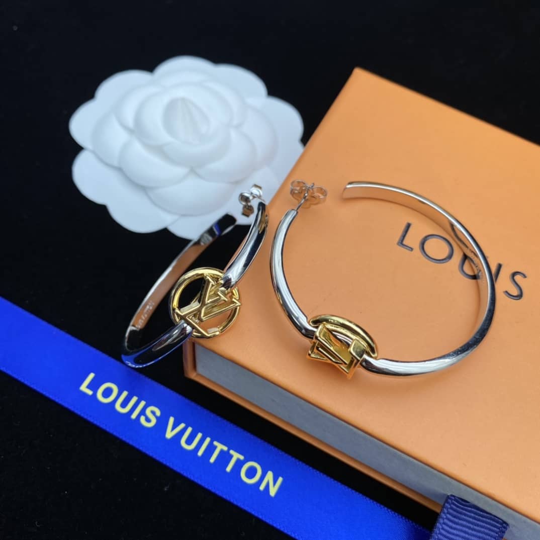 Wholesale L0vis Vvtt0n AAA+ Earring