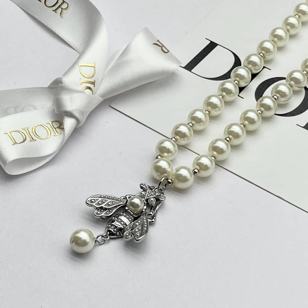 Best Chr1st1an D10r Classic Necklace