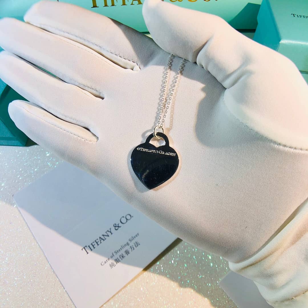 7 Star T*f*ny Necklace