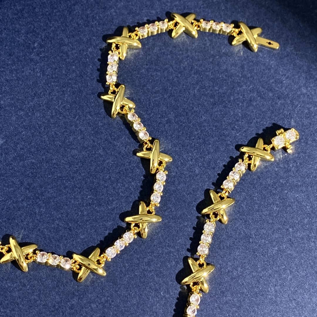 Knockoff L0vis Vvtt0n Logo Necklace