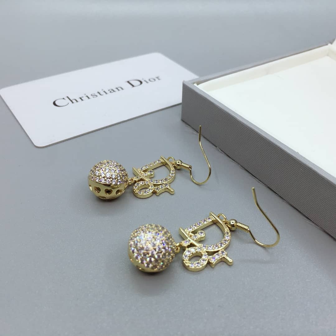 Knockoff Chr1st1an D10r Logo Earring