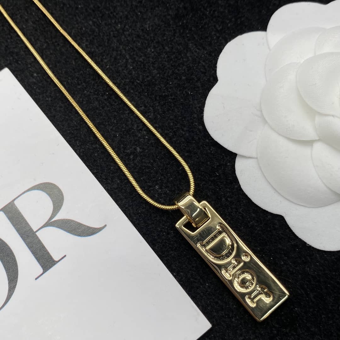 High Quality Chr1st1an D10r Necklace