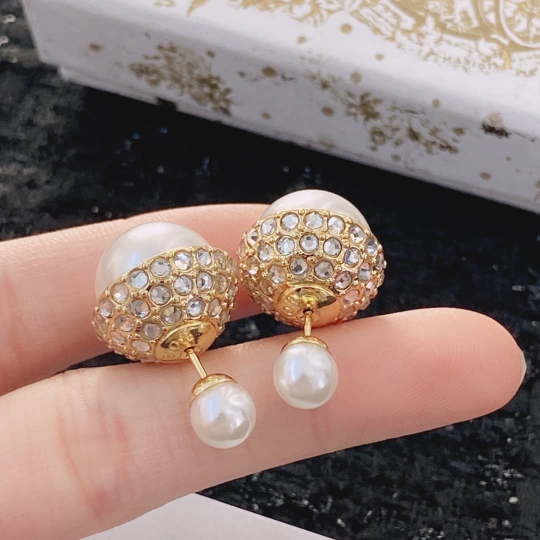 High Quality Chr1st1an D10r Earring