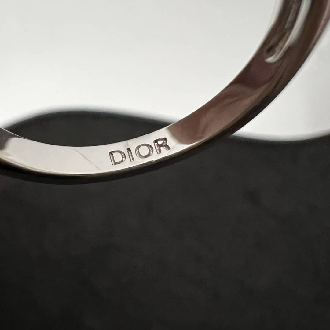 Best Chr1st1an D10r Classic Ring