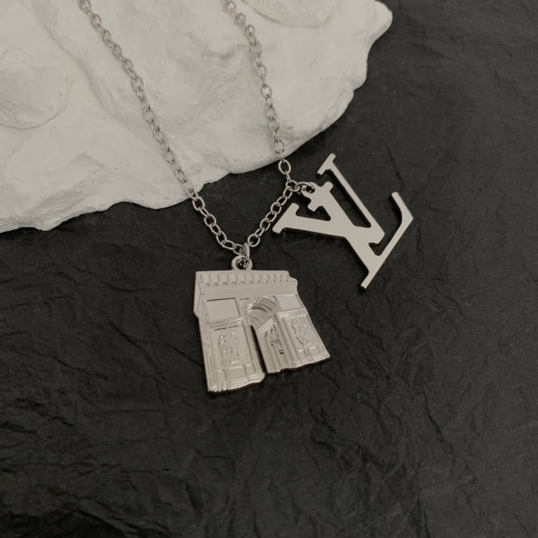 Best L0vis Vvtt0n Classic Necklace