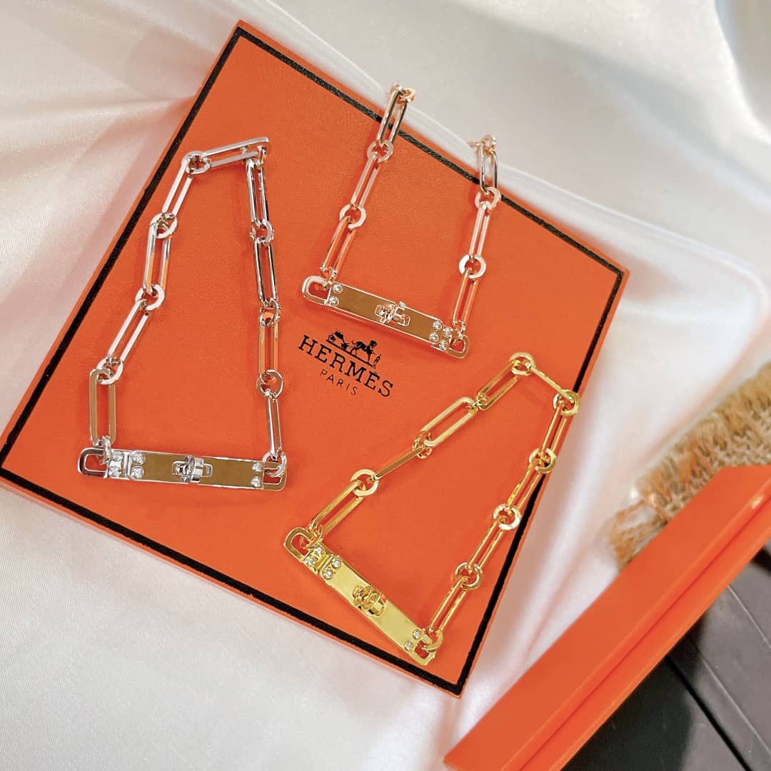 Knockoff H**me5 Logo Bracelet