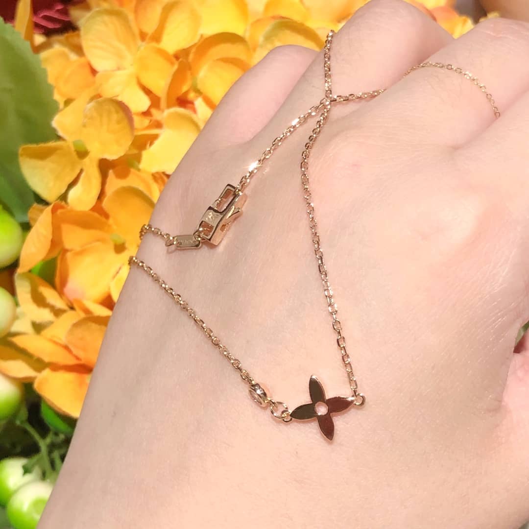 Top Quality L0vis Vvtt0n Necklace