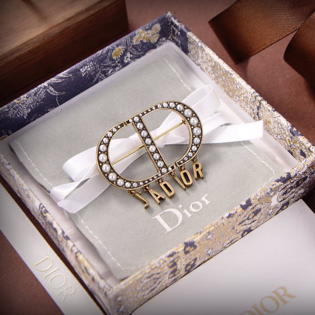 Wholesale Chr1st1an D10r AAA+ Brooch