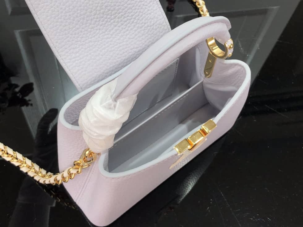 L0vis Vvtt0n Capucines Mini M59709 Replica Shoulder Bag