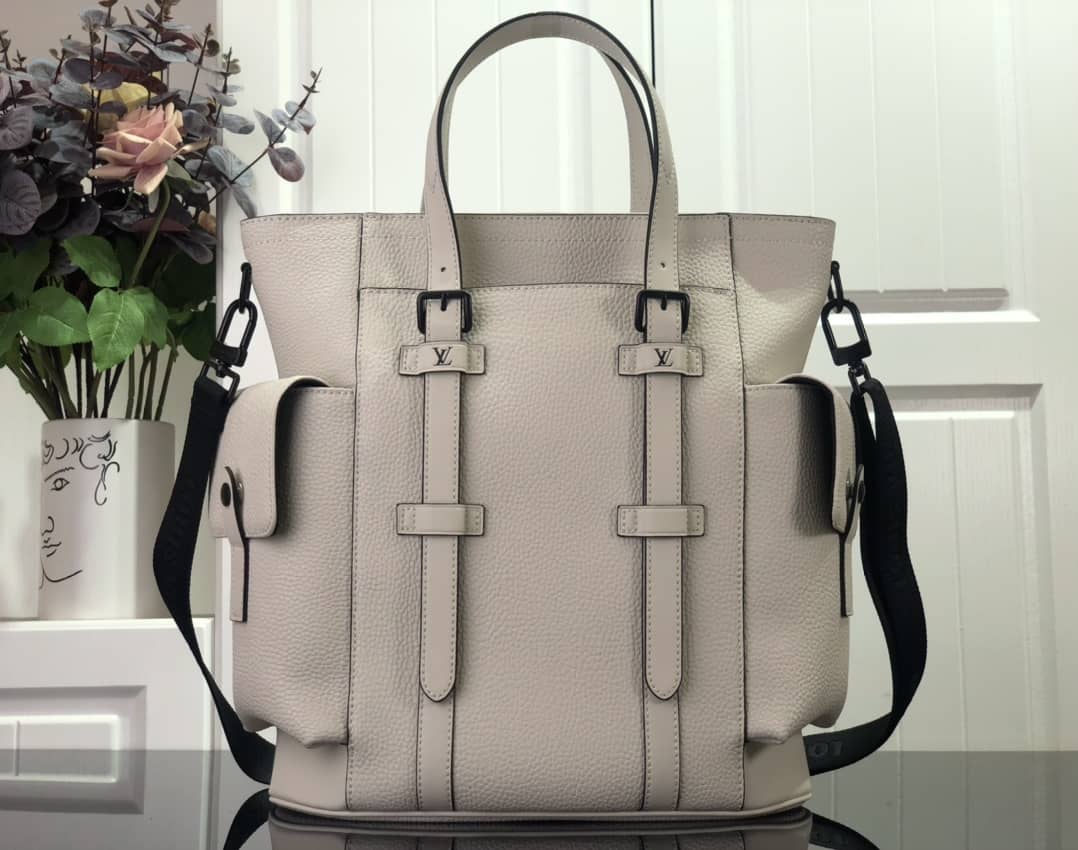 L0vis Vvtt0n Christopher Tote Replica M58479