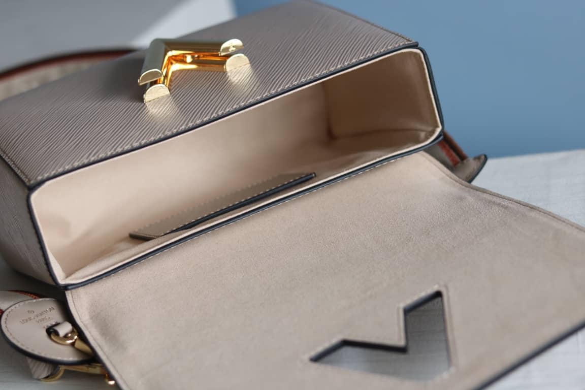 L0vis Vvtt0n Textured Epi Leather Twist Series Bag Gray