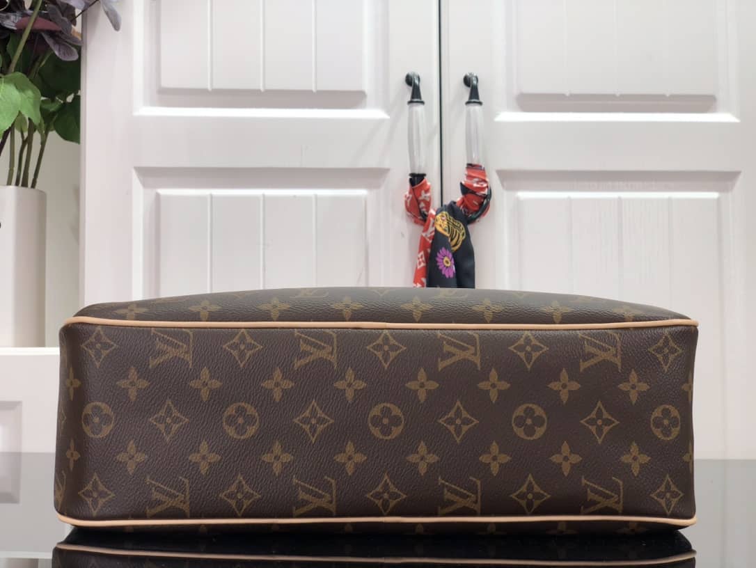 L0vis Vvtt0n Cite MM Monogram Canvas Replica Shoulder Bag M51181