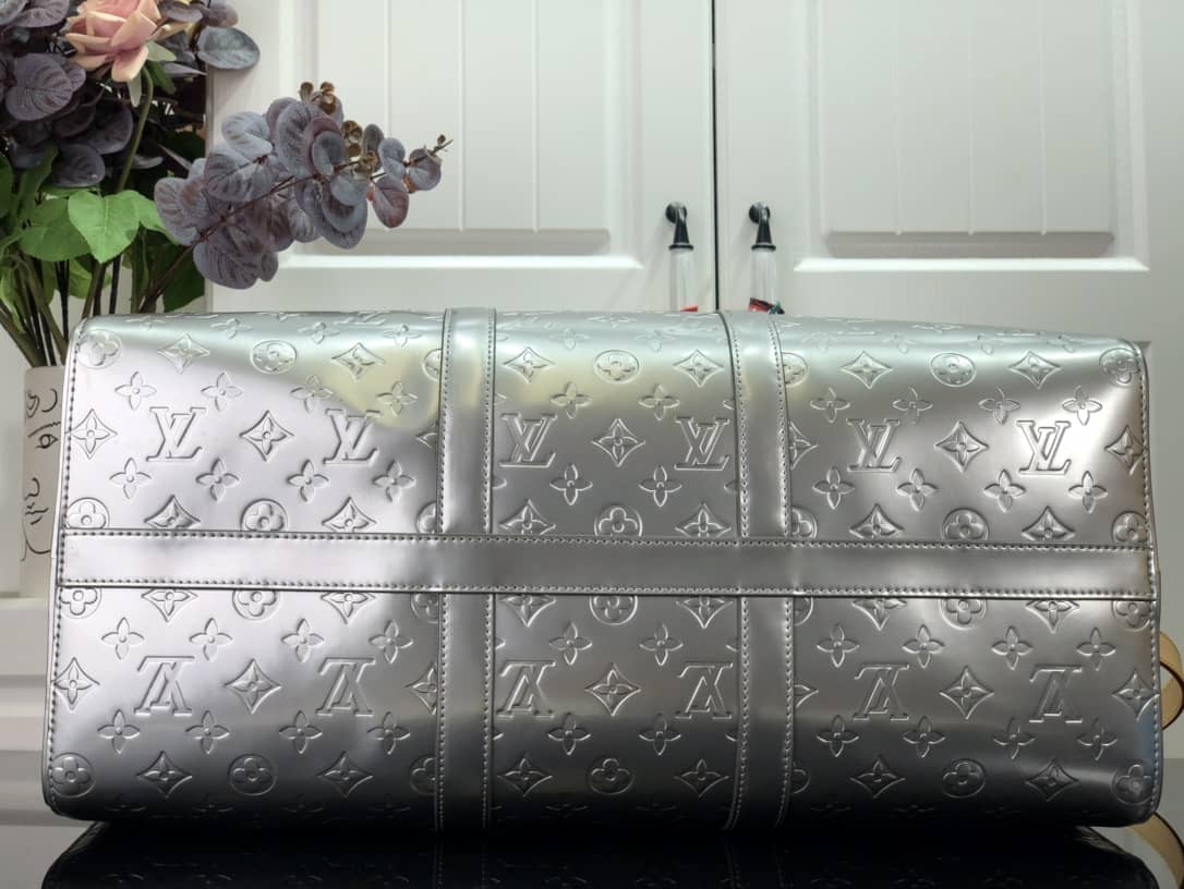 L0vis Vvtt0n Keepall Patent Leather Replica Travel Bag M40569