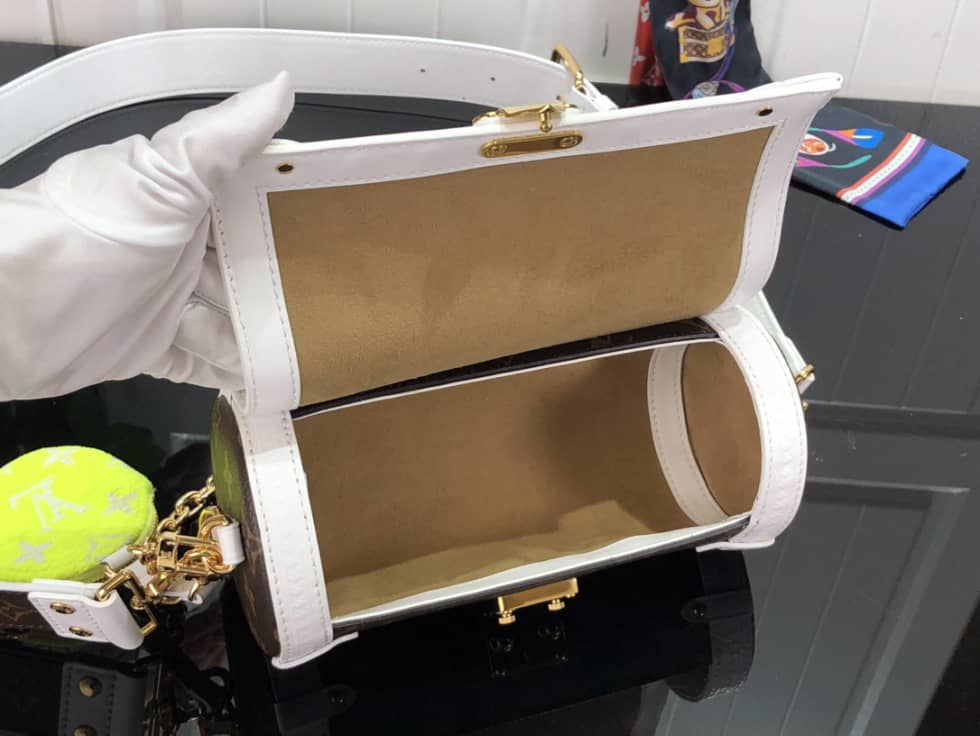 L0vis Vvtt0n Papillon Trunk Monogram White M81485 Replica Crossbody Bag