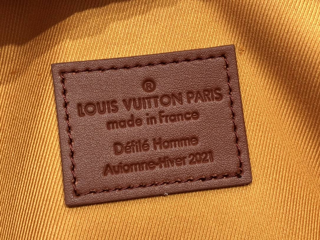 L0vis Vvtt0n Handle Soft Trunk No. 7 Replica Shoulder Bag