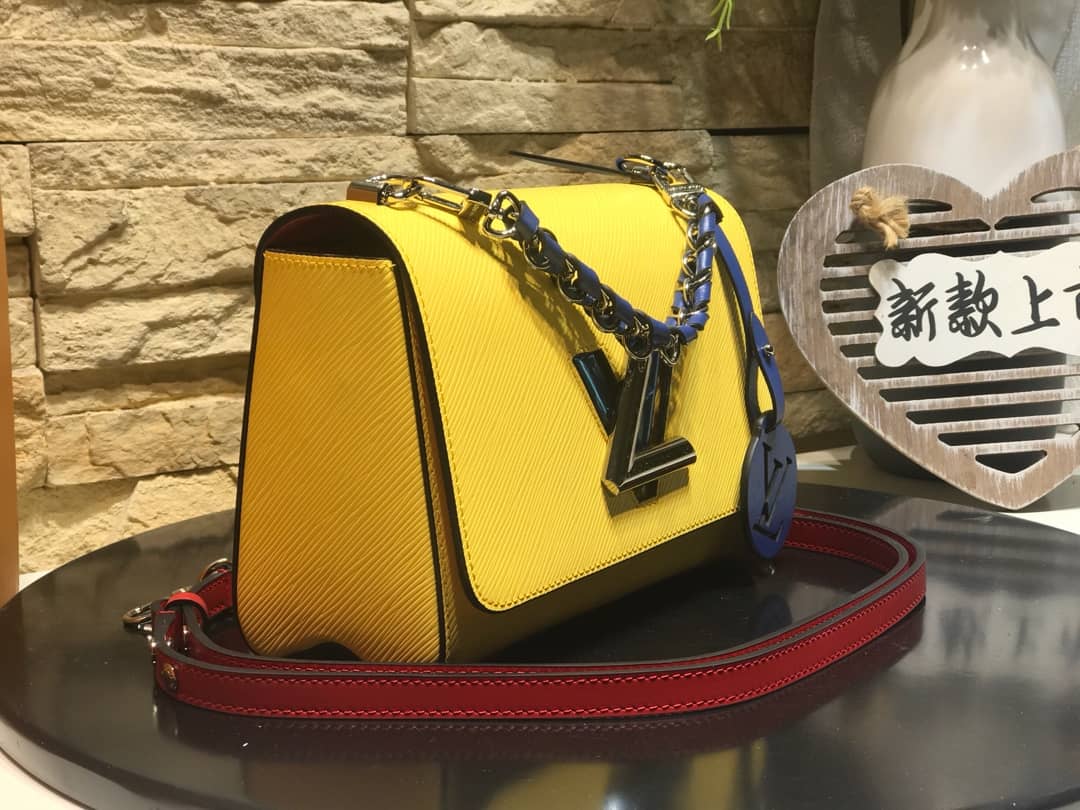 L0vis Vvtt0n Twist MM Bag Yellow M50296 Replica