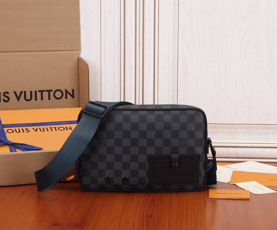 L0vis Vvtt0n Damier Graphite Alpha Messenger Bag Replica N40188