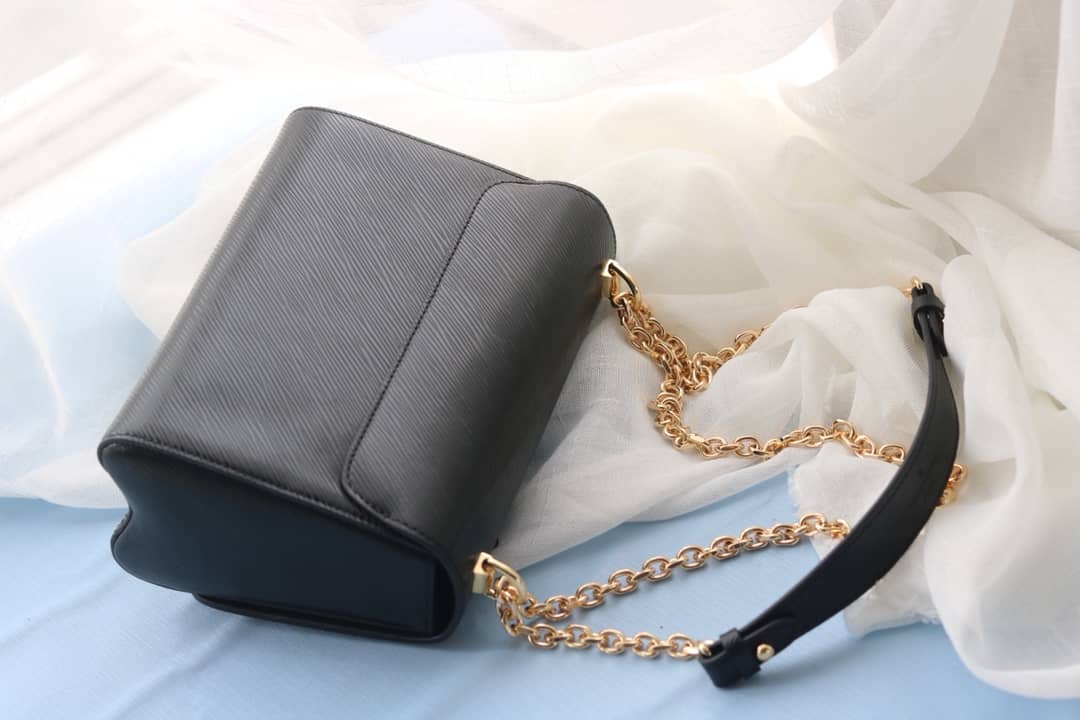 L0vis Vvtt0n Twist Epi Handbag Replica