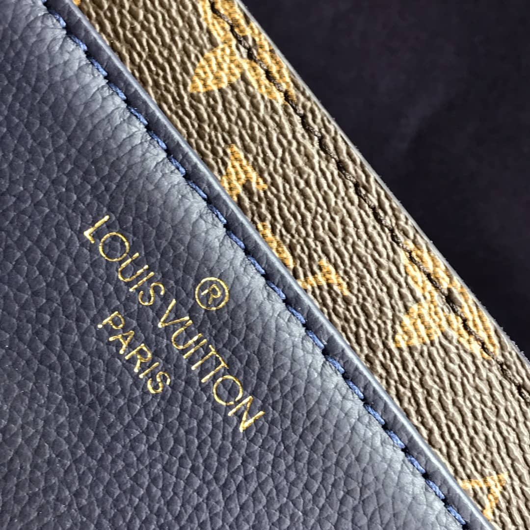 L0vis Vvtt0n Monogram Canvas Victoire Chain Bag Replica Blue M41731