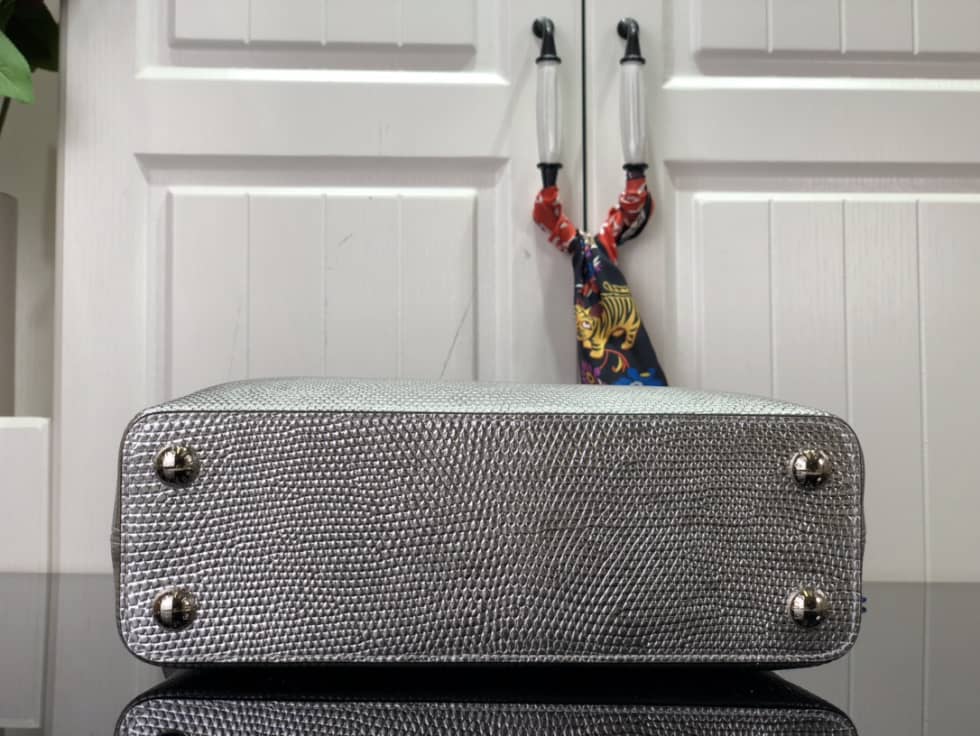 L0vis Vvtt0n Capucines BB Collection N98093 Replica Shoulder Bag