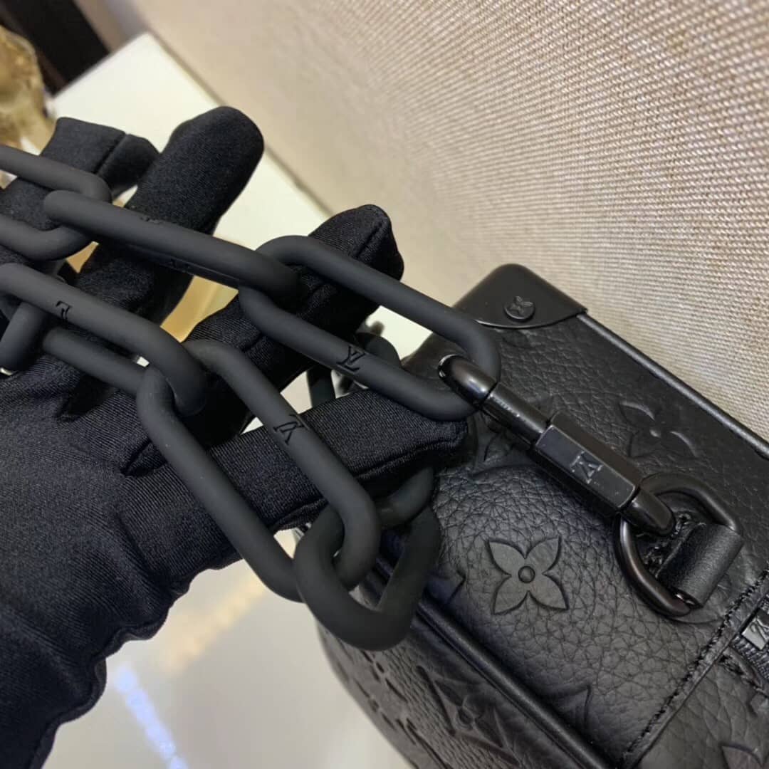 L0vis Vvtt0n Monogram Taurillon Mini Soft Trunk Replica Bag M55702