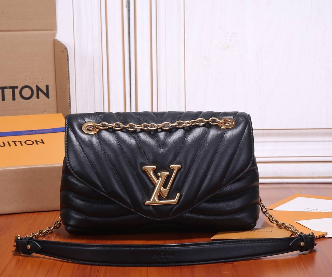 L0vis Vvtt0n New Wave Replica Chain Bag H24 Black M58552