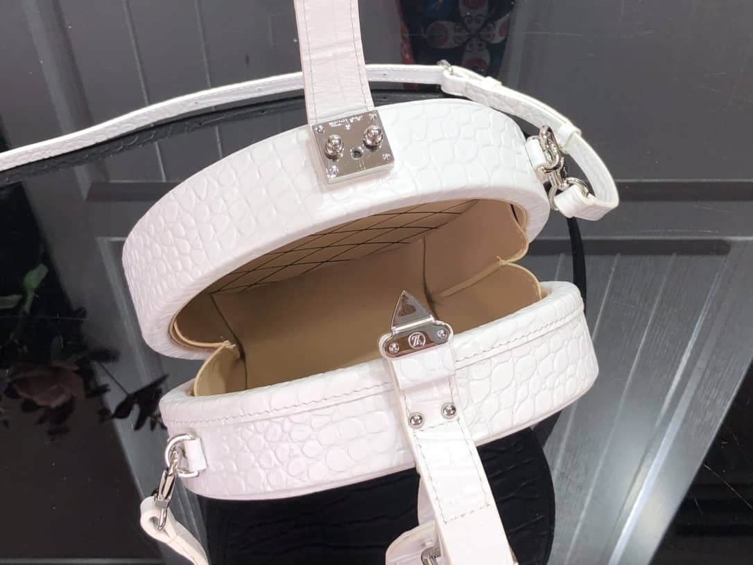 L0vis Vvtt0n Petite Boite Chapeau Crocodilien Brillant Replica Bag White N93597