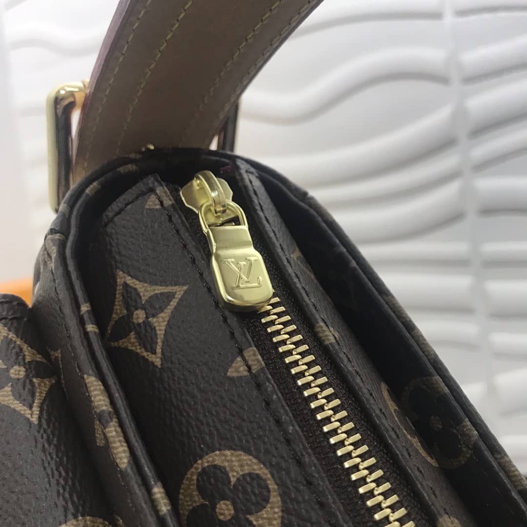 L0vis Vvtt0n Vintage Bibashite MM Monogram Canva Bag Replica M51160