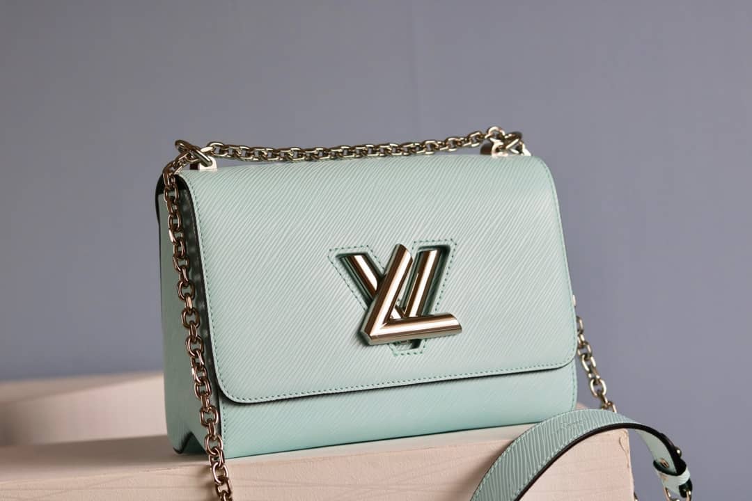 L0vis Vvtt0n Twist Bag Blue Replica M50281