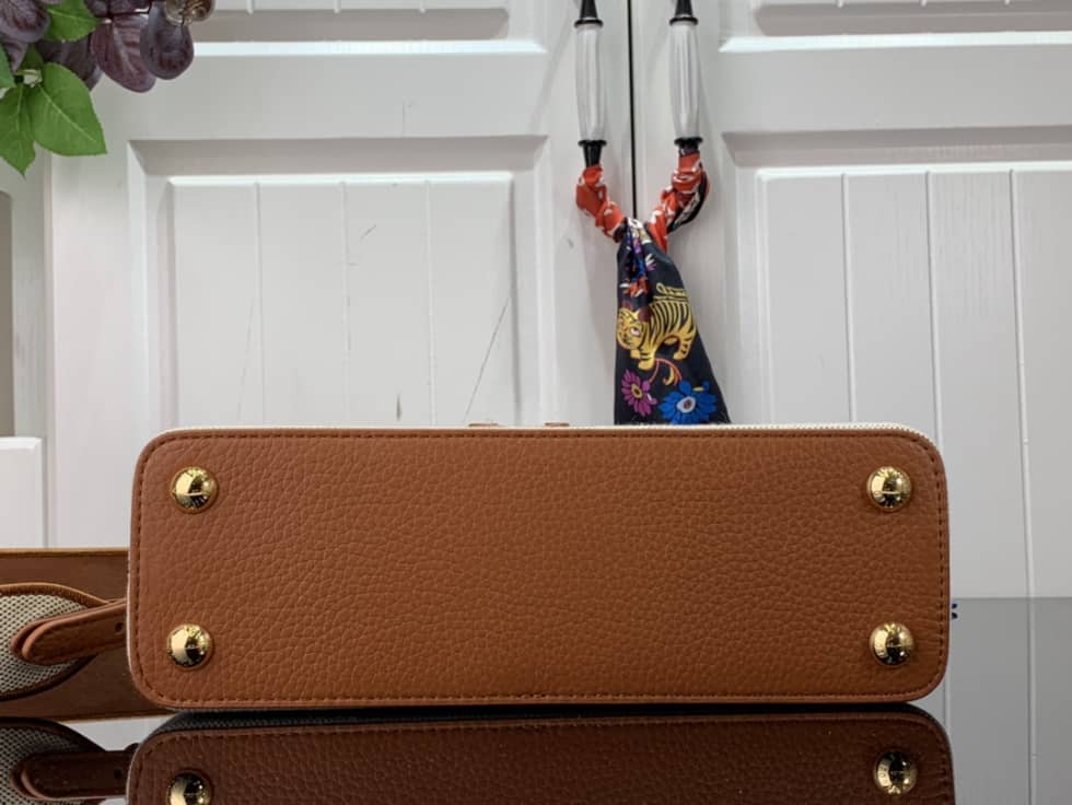 L0vis Vvtt0n Capucines BB M59872 Replica Shoulder Bag