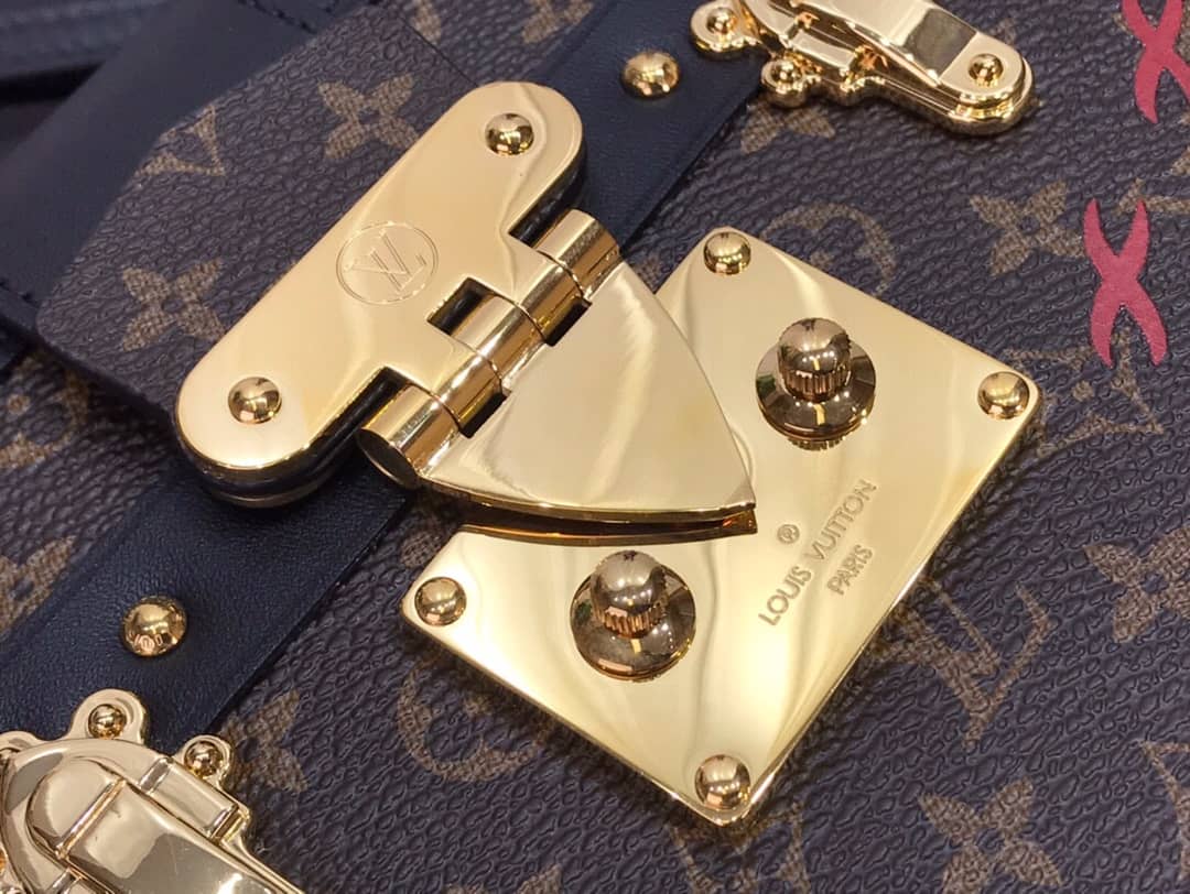 L0vis Vvtt0n Petite Malle Trunk M94219 Replica Shoulder Bag