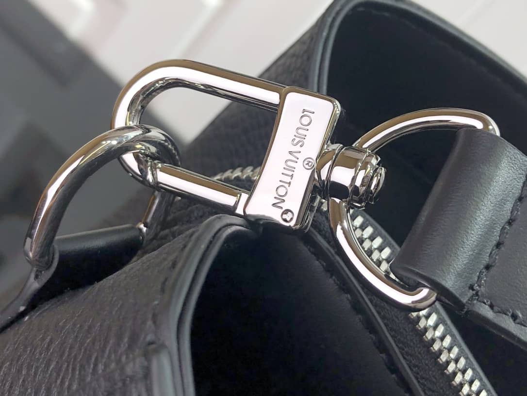 L0vis Vvtt0n Cabas Taurillon Business Bag Replica M55732