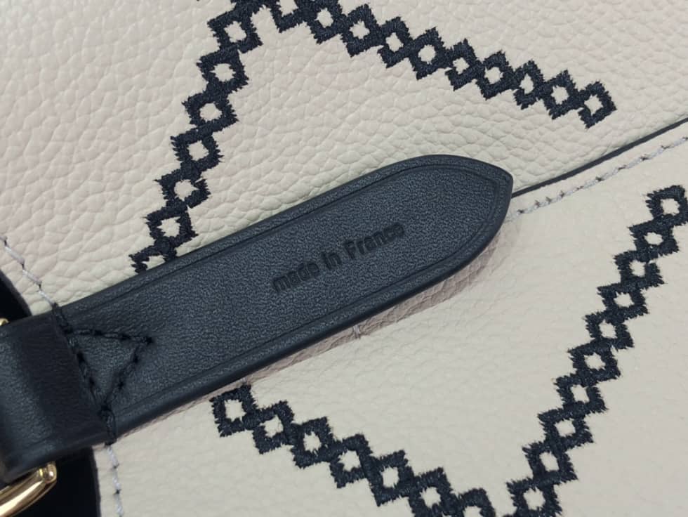 L0vis Vvtt0n NeoNoe MM Cream M46023 Replica Bucket Bag