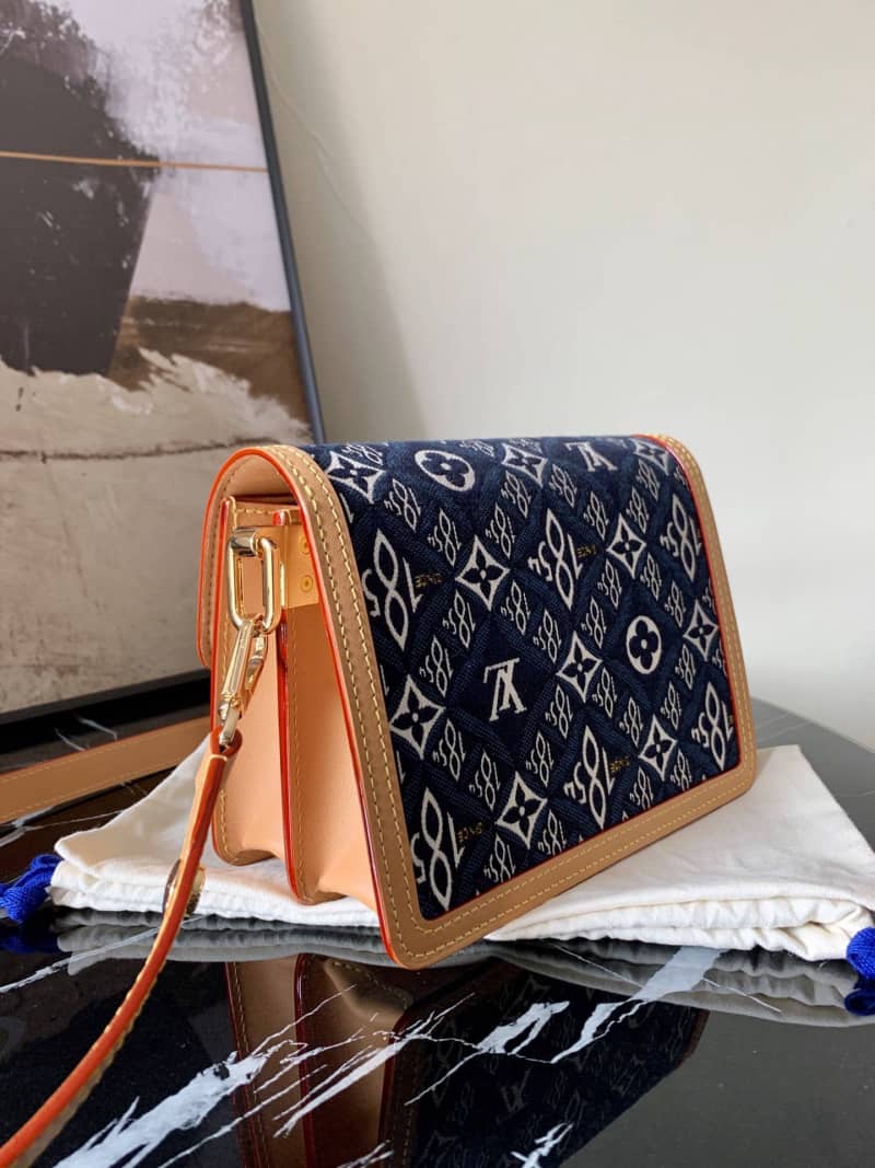 L0vis Vvtt0n Since 1854 Jacquard Pattern Dauphine MM Replica Shoulder Bag Blue M57211