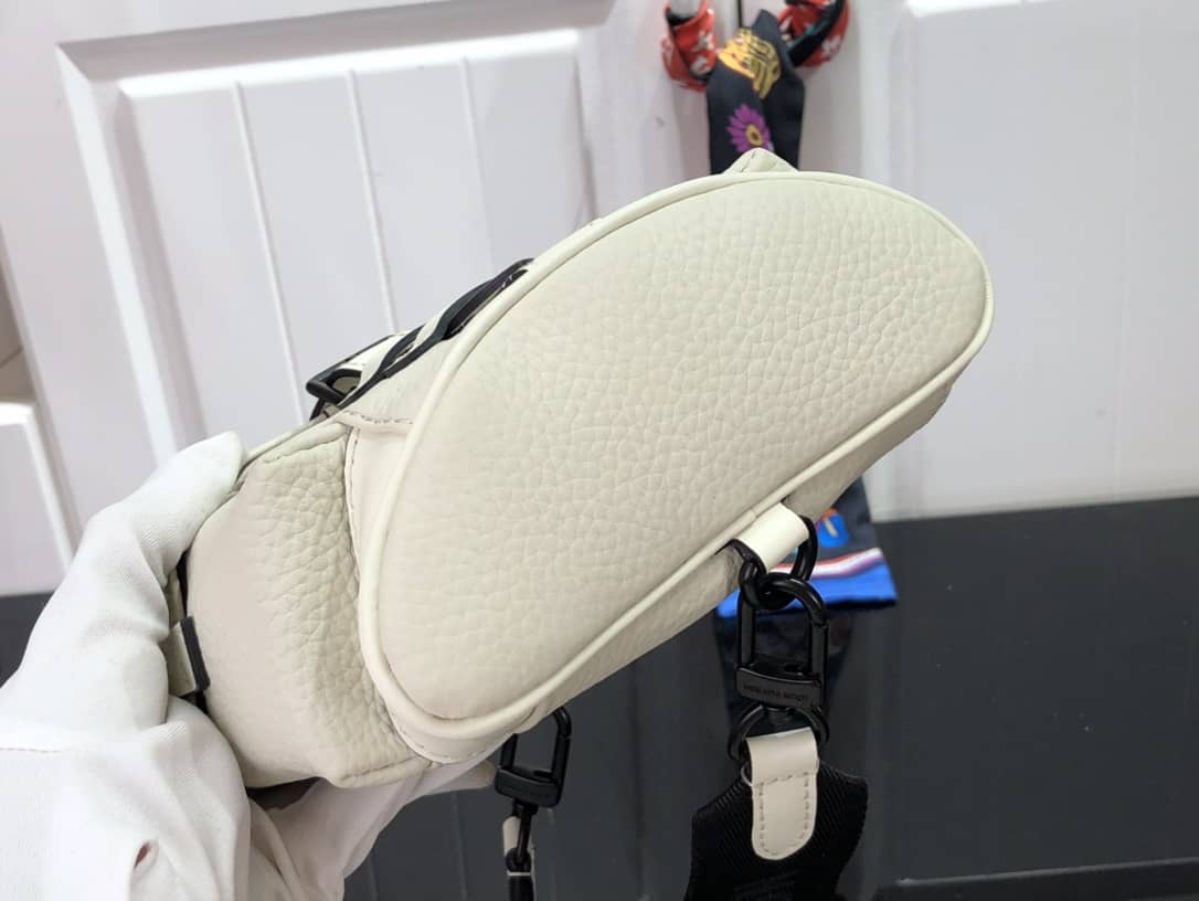 L0vis Vvtt0n Christopher XS Replica Backpack White M58495