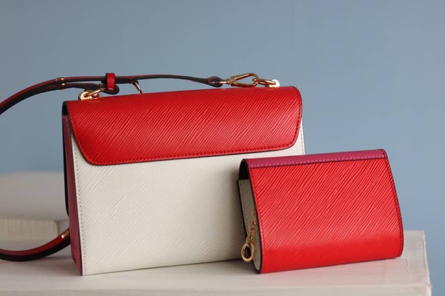 L0vis Vvtt0n Epi Leather Twist Series Bag 2pcs/set