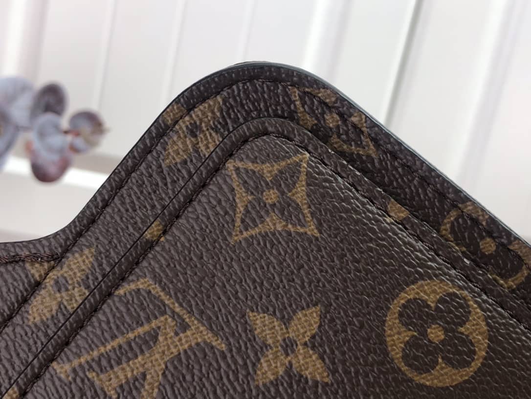 L0vis Vvtt0n S Lock Replica Sling Bag Yellow M45807